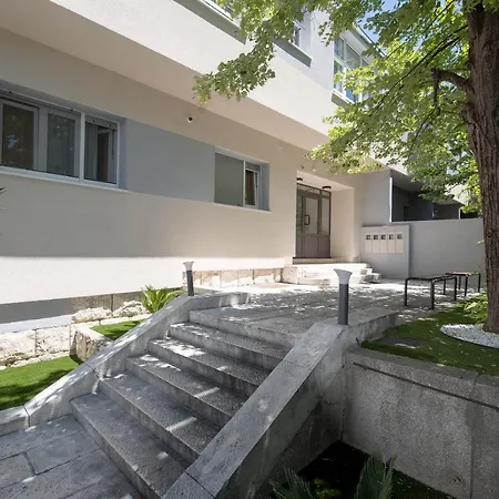 Bosket Luxury سبليت