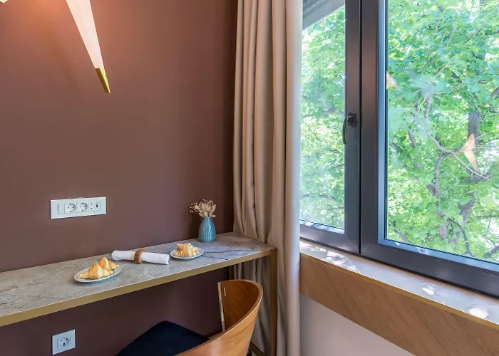 Πανσιόν Bosket Luxury 4*