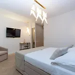 Gostinjska kuća Bosket Luxury 4*