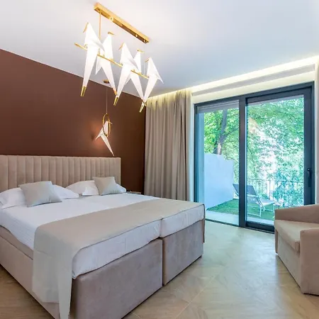 Bosket Luxury בית הארחה